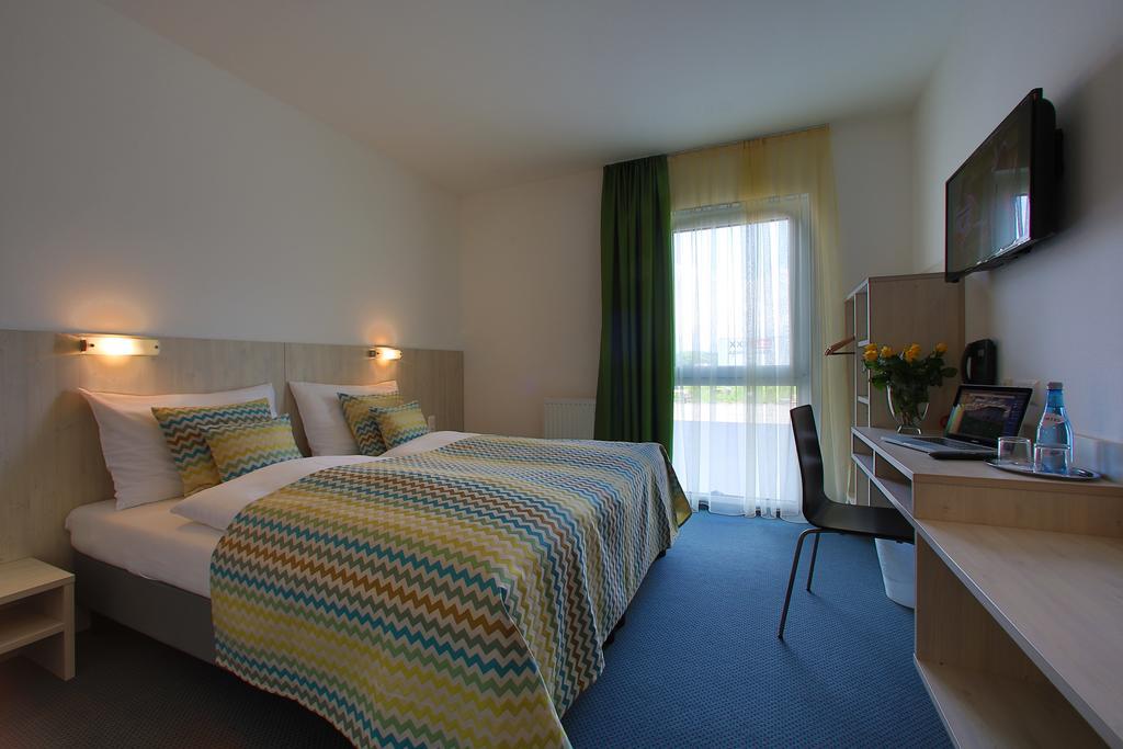 Best Sleep Hotel Spielberg Bei Knittelfeld الغرفة الصورة